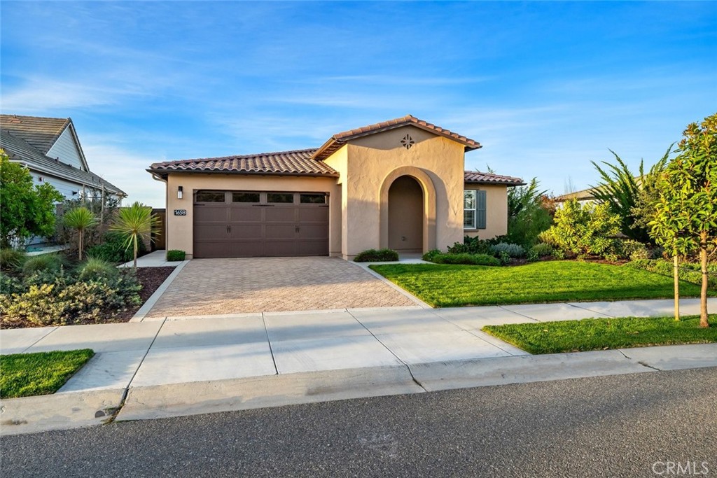 1658 Eucalyptus Road