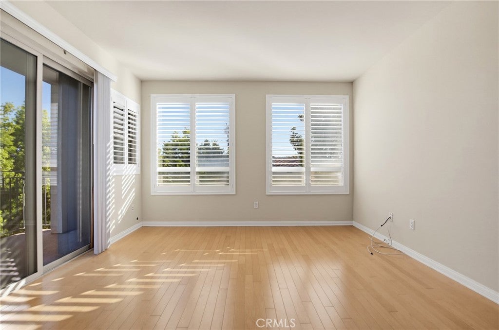 2742 Cabrillo Avenue 212