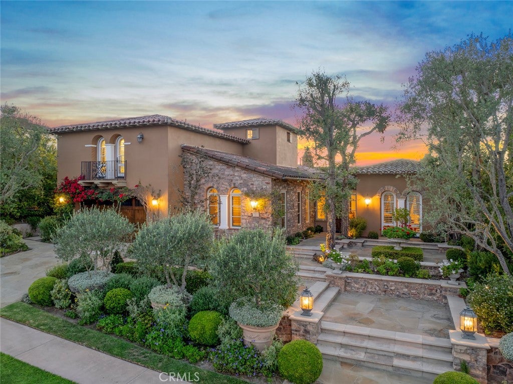 31 Overlook DR, Newport Coast CA 92657