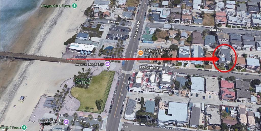 152 Evergreen Ave 4