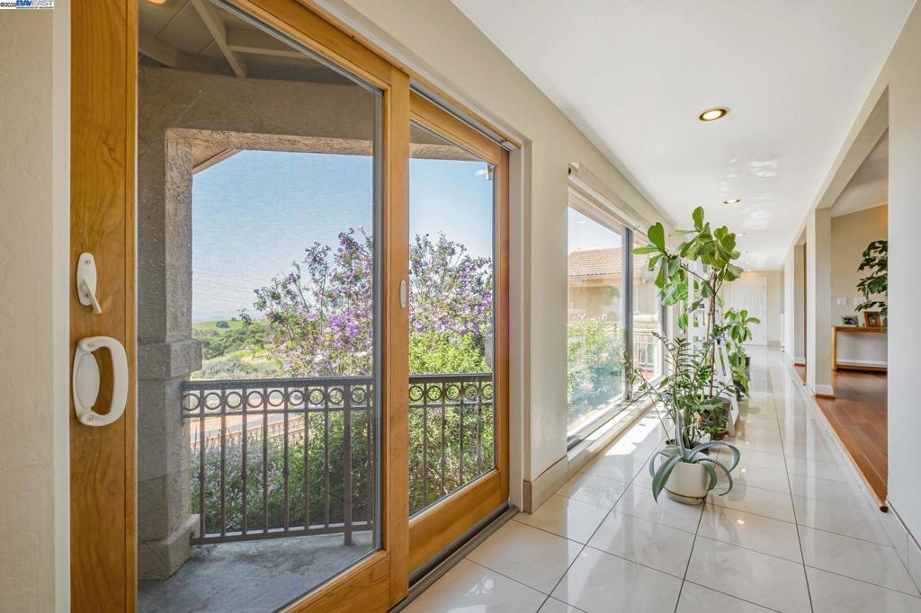 VARGAS PLATEAU - Residential