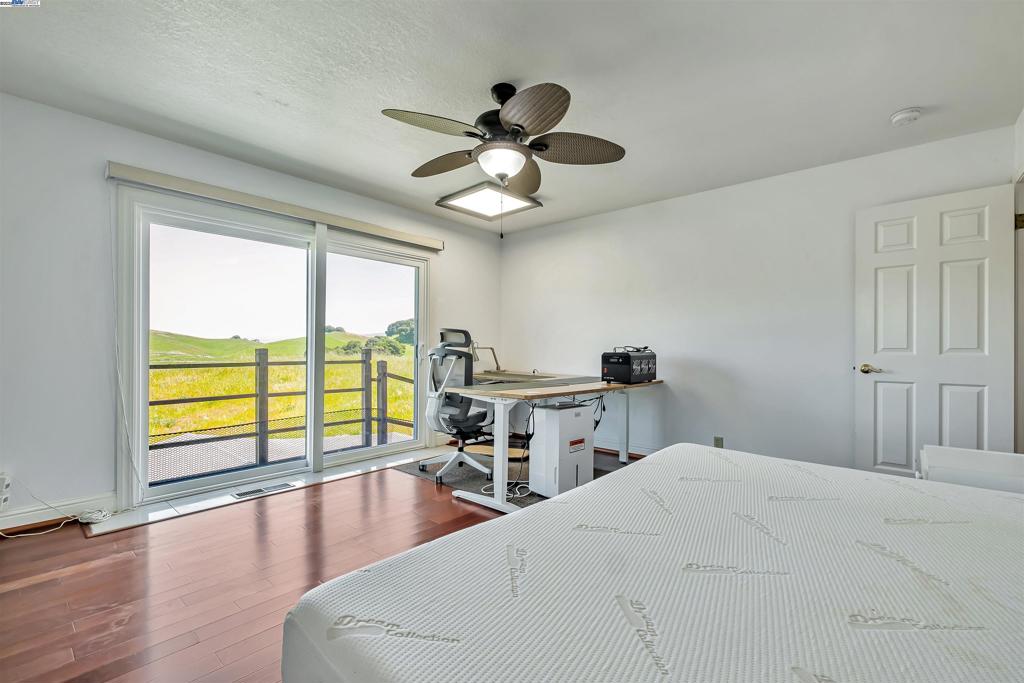 VARGAS PLATEAU - Residential