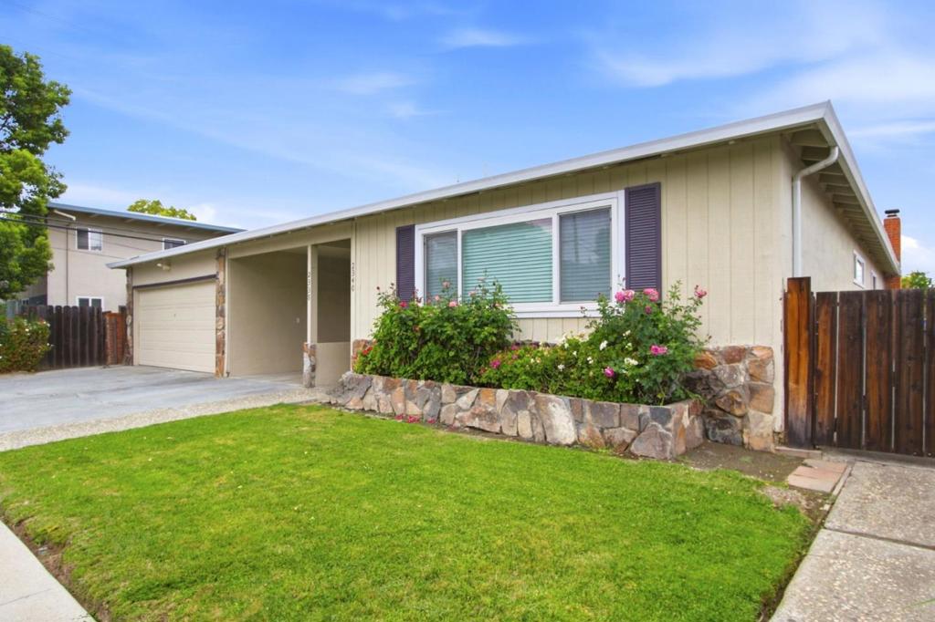 23382340 Pauline Drive
