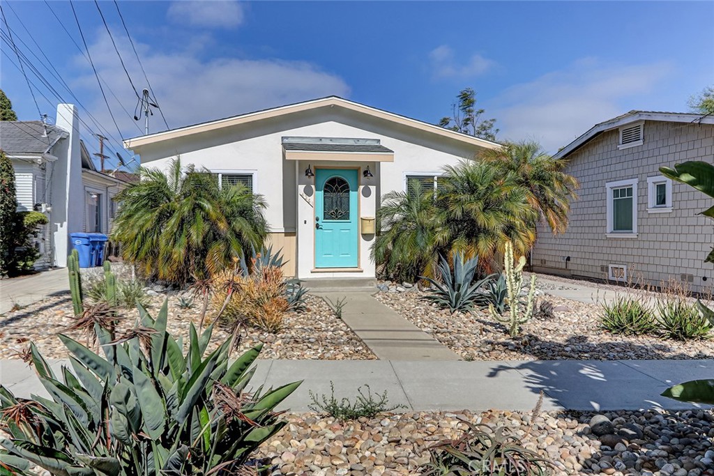 Updated front unit of a duplex just blocks from the beach! Live the coastal lifestyle in this beautifully updated duplex unit, just a few blocks from the sand in the heart of South Redondo Beach! This bright and spacious unit offers the perfect blend of modern comfort and beachside charm.
Step inside to find a freshly updated interior featuring new flooring, modern fixtures, and a clean, open layout. The kitchen is equipped with contemporary cabinetry, stainless steel appliances, and sleek countertops—ideal for everyday living and entertaining. Enjoy ocean breezes from your private outdoor space, perfect for relaxing after a day at the beach. Enjoy the comfort of the heating air conditioning unit! Additional features include in-unit laundry and plenty of street parking. Nestled in a prime South Redondo location, you’re just a short walk to the beach, Riviera Village, local dining, shopping, and award-winning schools. Don’t miss your chance to live in one of the most sought-after neighborhoods in the South Bay!