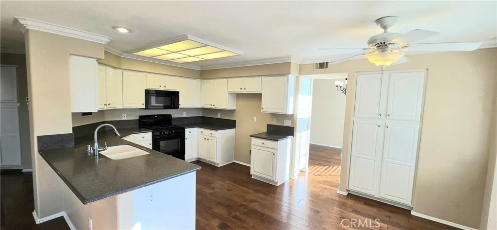 Temecula, California 92592, United States, 4 Bedrooms Bedrooms, ,3 BathroomsBathrooms,Residential,Active,170179