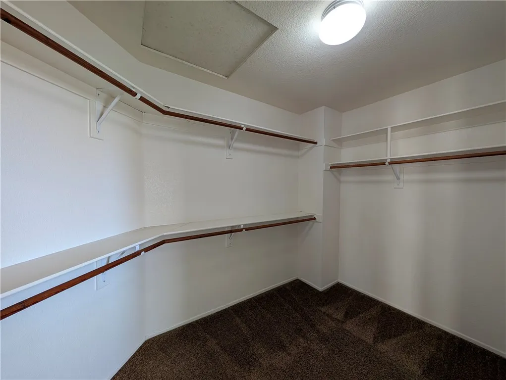 Temecula, California 92592, United States, 4 Bedrooms Bedrooms, ,3 BathroomsBathrooms,Residential,Active,170179