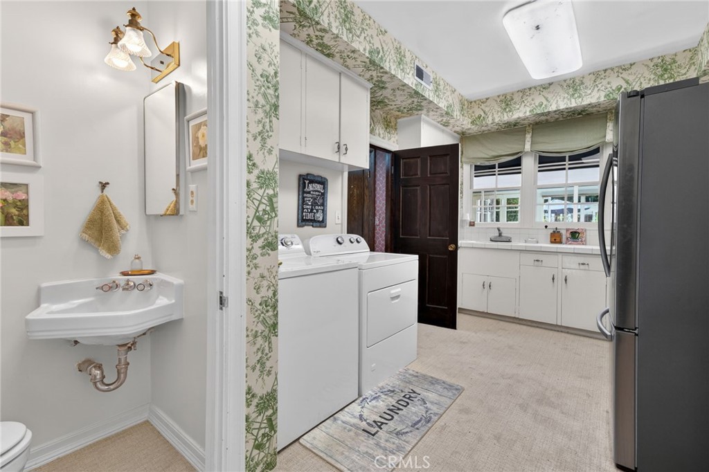 Arcadia, California, 91006, United States, 5 Bedrooms Bedrooms, ,6 BathroomsBathrooms,Residential,Active,2044599