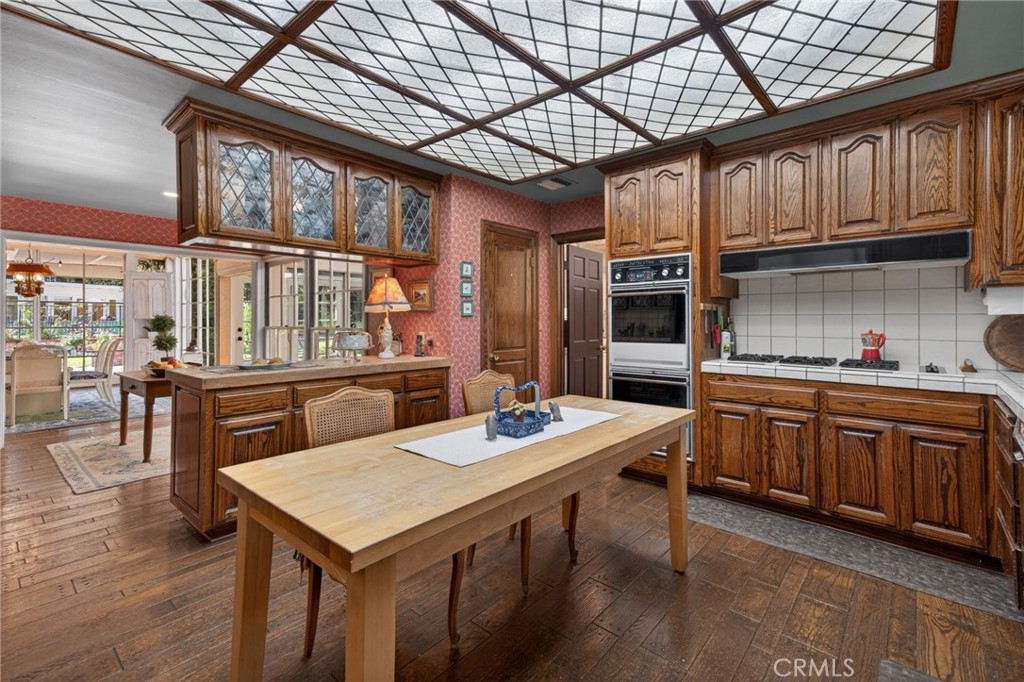 Arcadia, California, 91006, United States, 5 Bedrooms Bedrooms, ,6 BathroomsBathrooms,Residential,Active,2044599