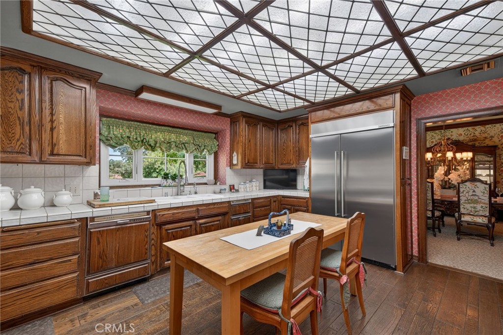 Arcadia, California, 91006, United States, 5 Bedrooms Bedrooms, ,6 BathroomsBathrooms,Residential,Active,2044599