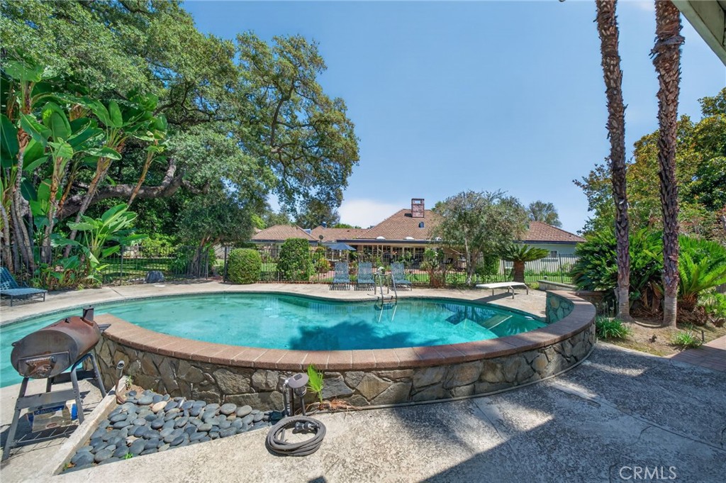 Arcadia, California, 91006, United States, 5 Bedrooms Bedrooms, ,6 BathroomsBathrooms,Residential,Active,2044599