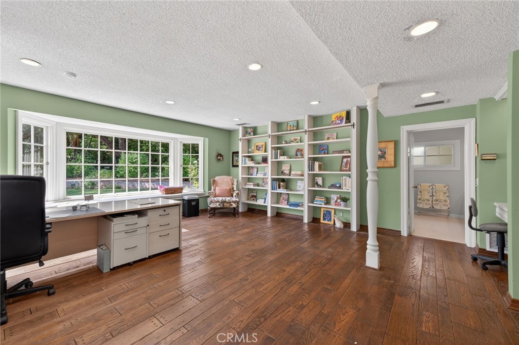 Arcadia, California, 91006, United States, 5 Bedrooms Bedrooms, ,6 BathroomsBathrooms,Residential,Active,2044599