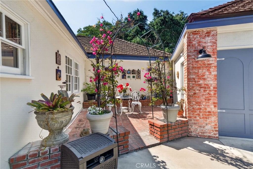 Arcadia, California, 91006, United States, 5 Bedrooms Bedrooms, ,6 BathroomsBathrooms,Residential,Active,2044599