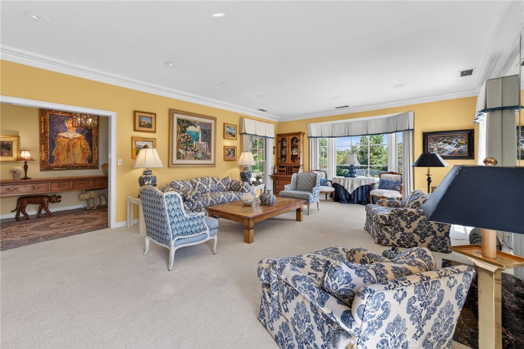 Arcadia, California, 91006, United States, 5 Bedrooms Bedrooms, ,6 BathroomsBathrooms,Residential,Active,2044599