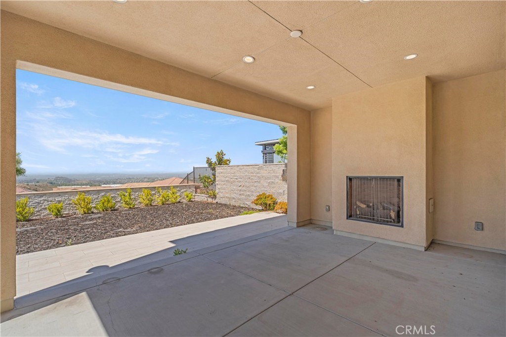 1062 Summit Oak Dr