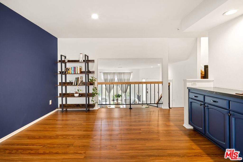 22525 Sherman Way 203