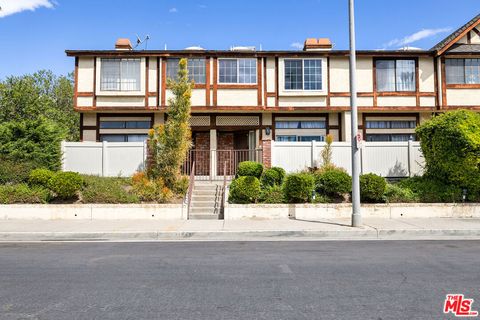 Tiny photo for 22525 Sherman Way #203, West Hills, CA 91307 (MLS # 26772867)