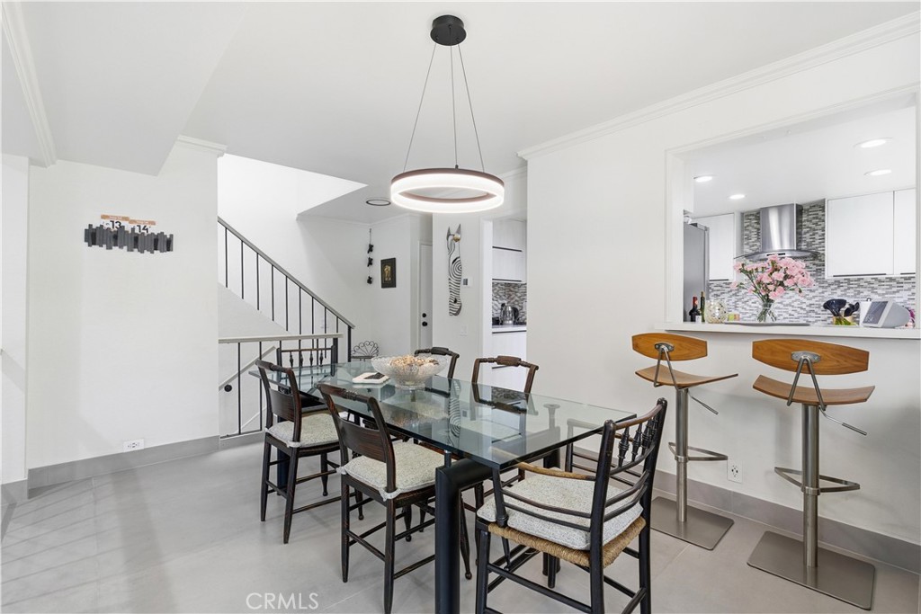 1824 S Marengo 29