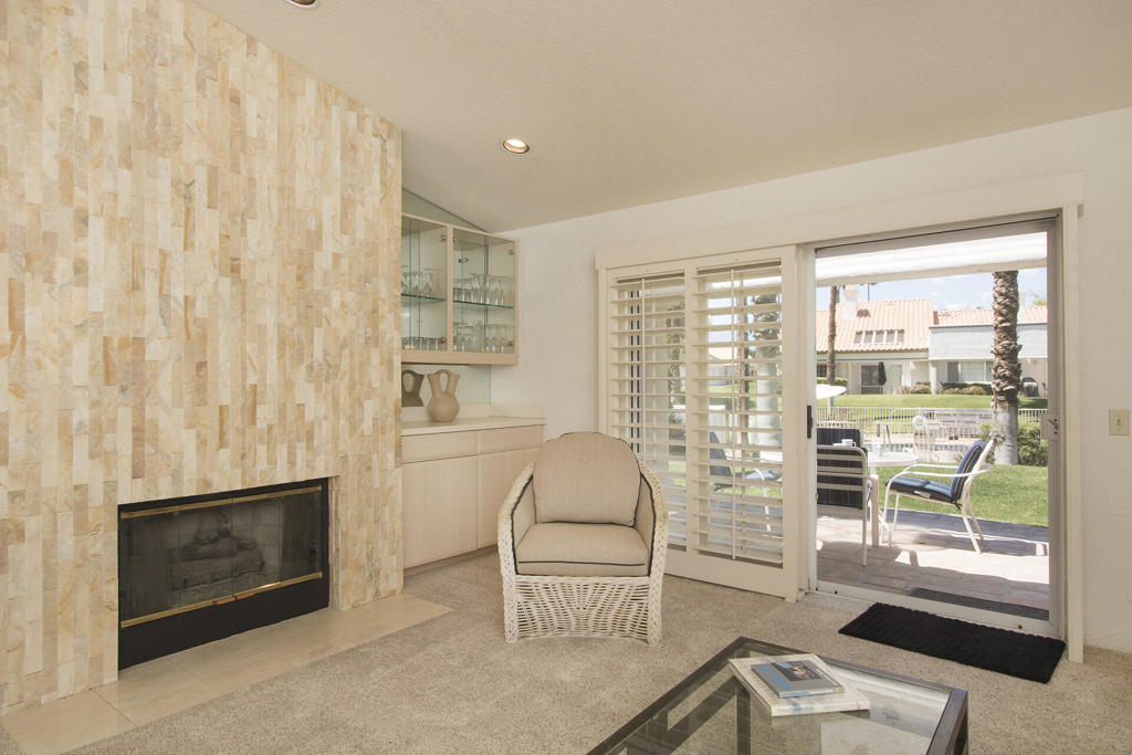 155 Desert Falls Drive E