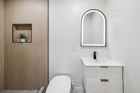 Tiny photo for 2043 Shellback Place, San Jose, CA 95133 (MLS # ML82037537)