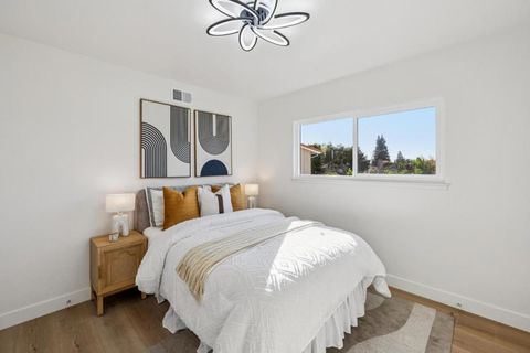 Tiny photo for 2043 Shellback Place, San Jose, CA 95133 (MLS # ML82037537)