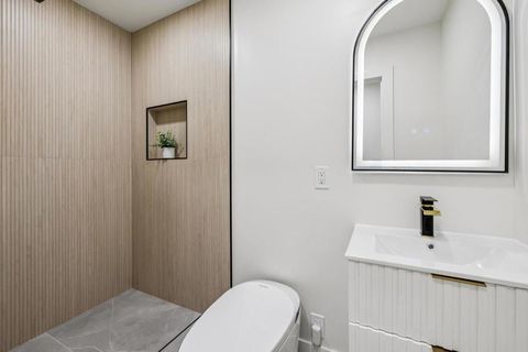 Tiny photo for 2043 Shellback Place, San Jose, CA 95133 (MLS # ML82037537)