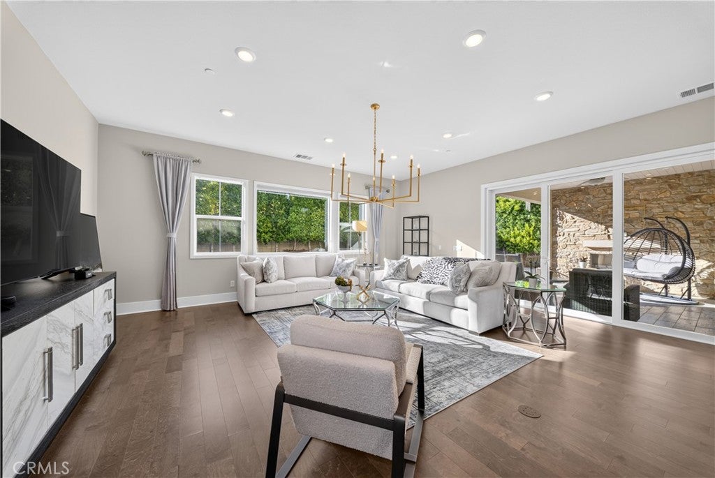 67 Crater, Irvine CA 92618 - Photo 8
