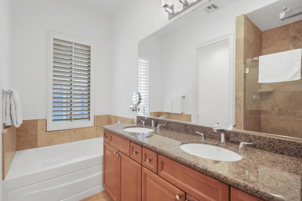 Legacy Villas - Residential