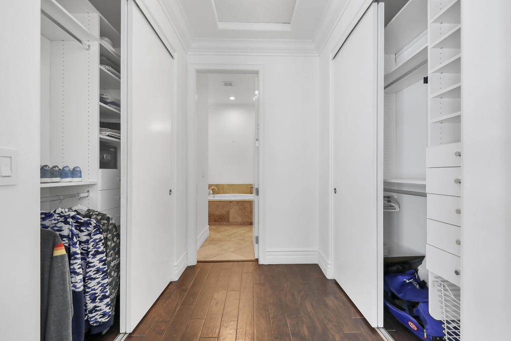 Legacy Villas - Residential