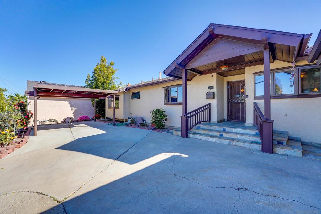 2357 Salisbury Dr