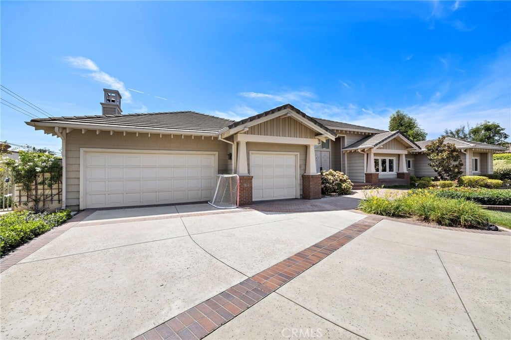 1582 White Alder