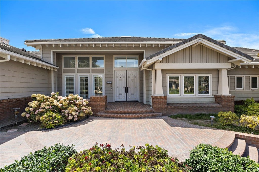 1582 White Alder