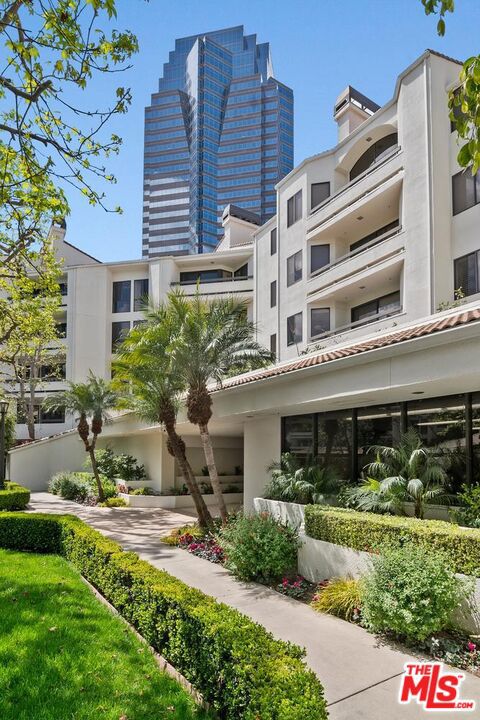 2112 Century Park Lane 107