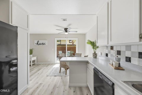 Tiny photo for 596 Melville Lane, Ventura, CA 93003 (MLS # V1-39240)