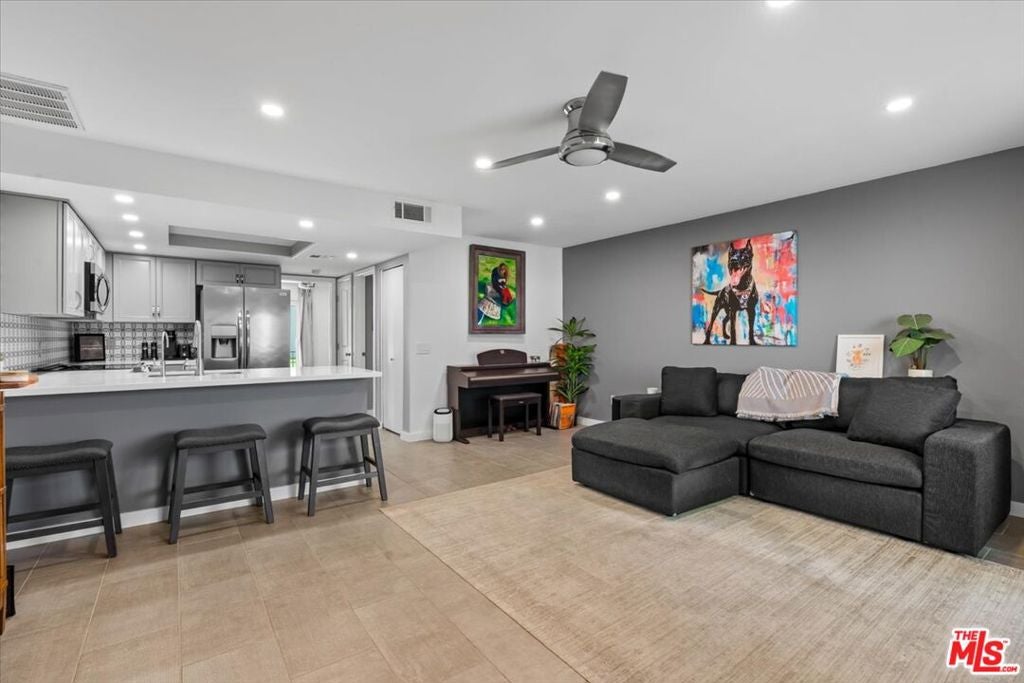 32505 Candlewood Drive 11