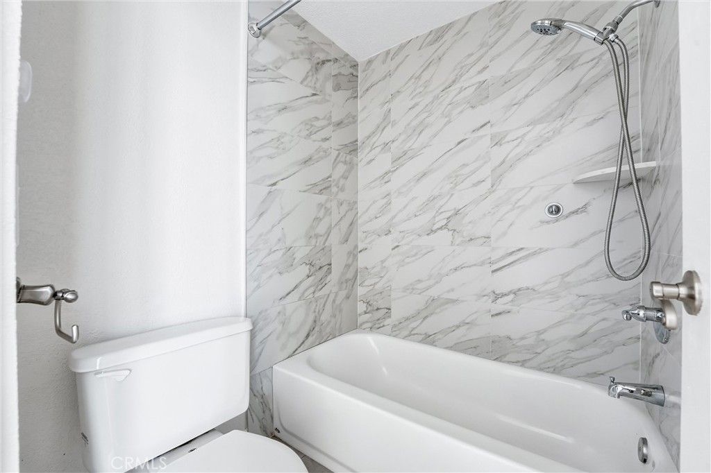 Photo of 85 Lakepines, Irvine, CA 92620 (MLS # TR25264633)