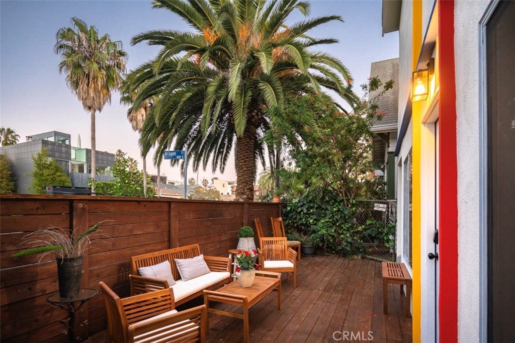 1228 Cabrillo
