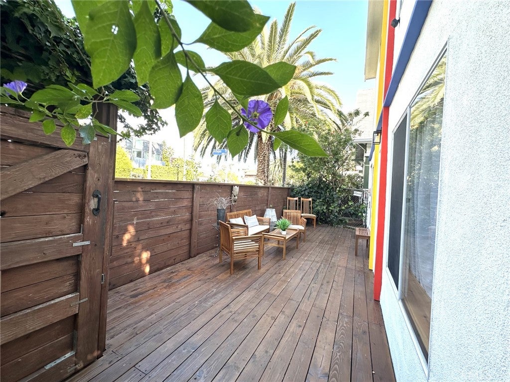 1228 Cabrillo