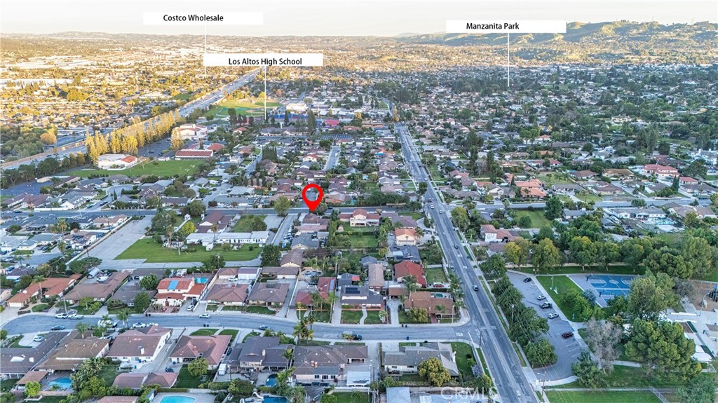& 1445 9th Avenue