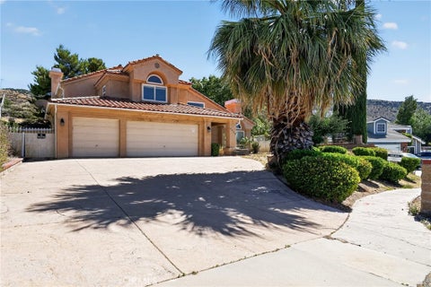 Photo of 6910 Sycamore LN, Palmdale, CA 93551 (MLS # PW26127829)