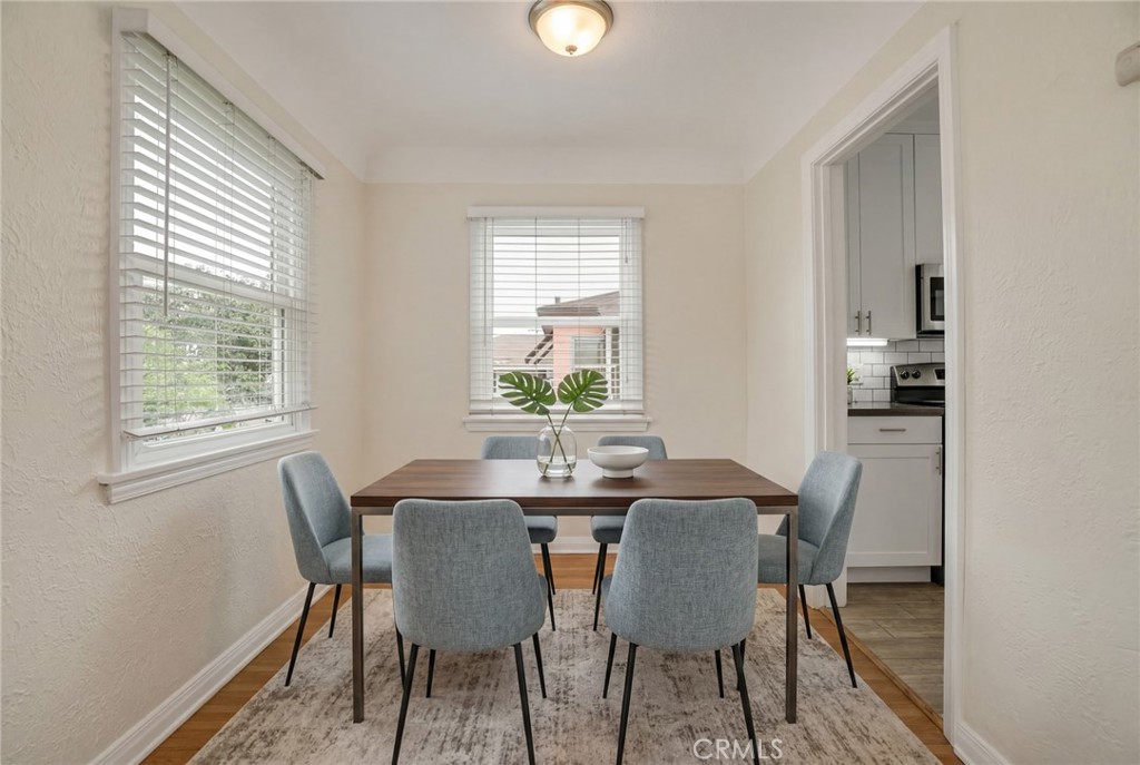2250 Magnolia