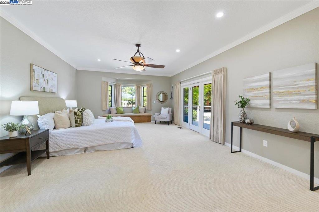 THE VINEYARDS - Residential