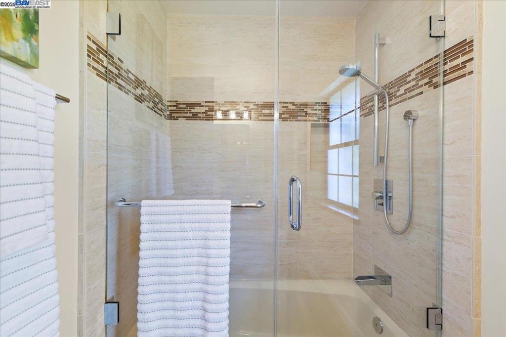 THE VINEYARDS - Residential