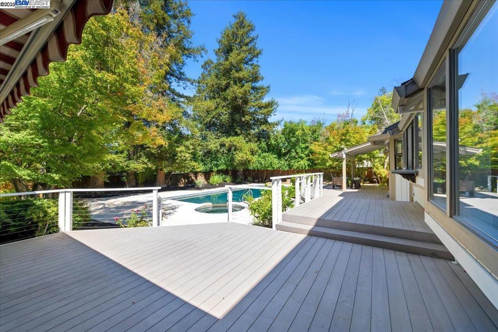 THE VINEYARDS - Residential