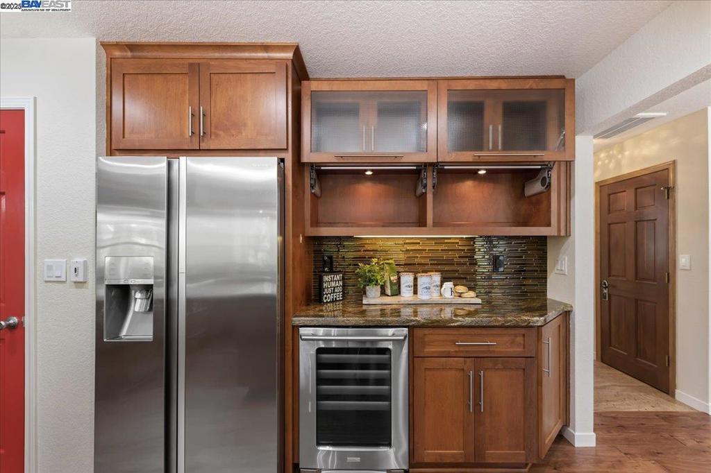 THE VINEYARDS - Residential