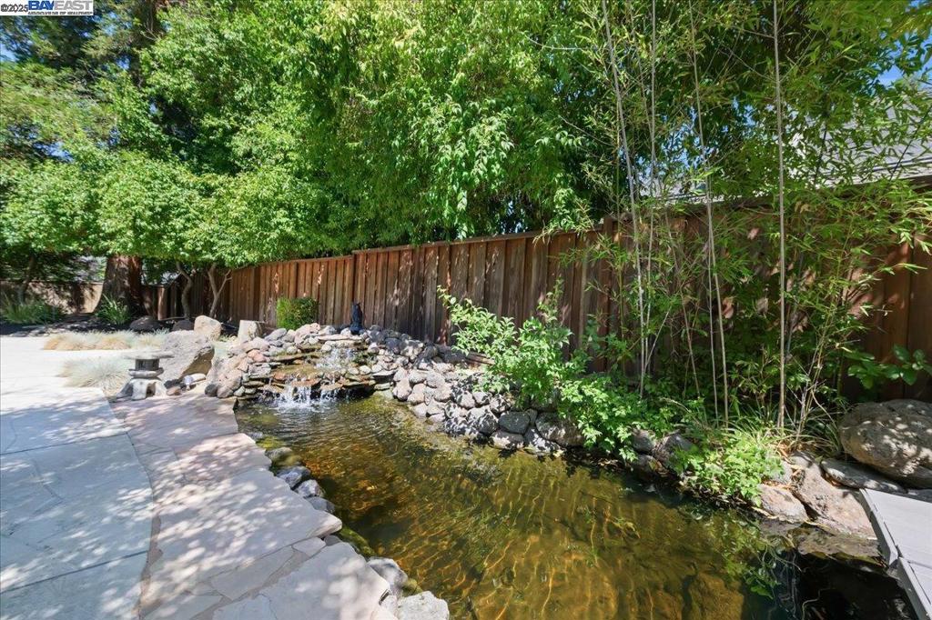 THE VINEYARDS - Residential