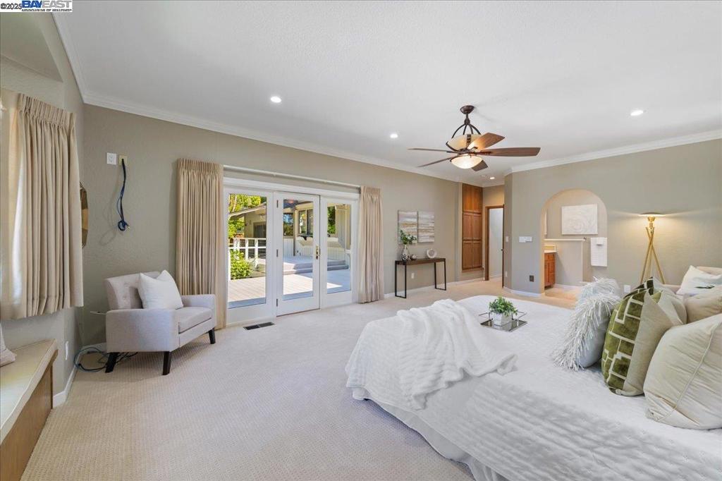 THE VINEYARDS - Residential