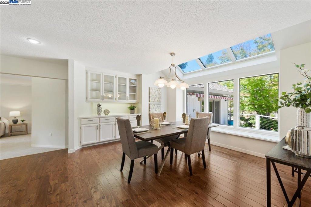 THE VINEYARDS - Residential