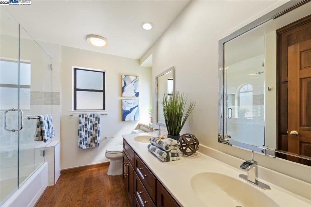 THE VINEYARDS - Residential