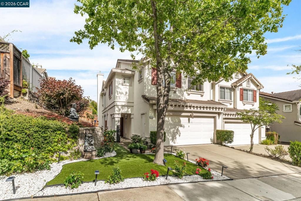 Photo of 125 Shadowhill Cir Cir, San Ramon, CA 94583 (MLS # 41131289)