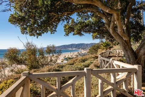 Tiny photo for 701 Ocean Avenue #PHD, Santa Monica, CA 90402 (MLS # 26652437)